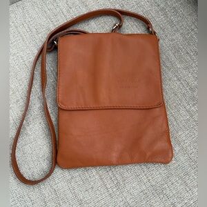 Vera Pelle Italian Leather Crossbody Bag | Made in Italy | Tan Brown